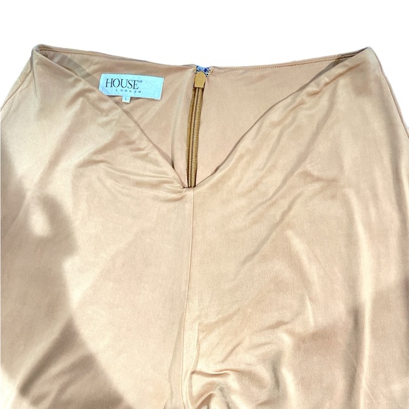 NWOT House Of CB CHIAKI & KAIYA Mustard Silky Jersey Ruched Set - Picture 8 of 10